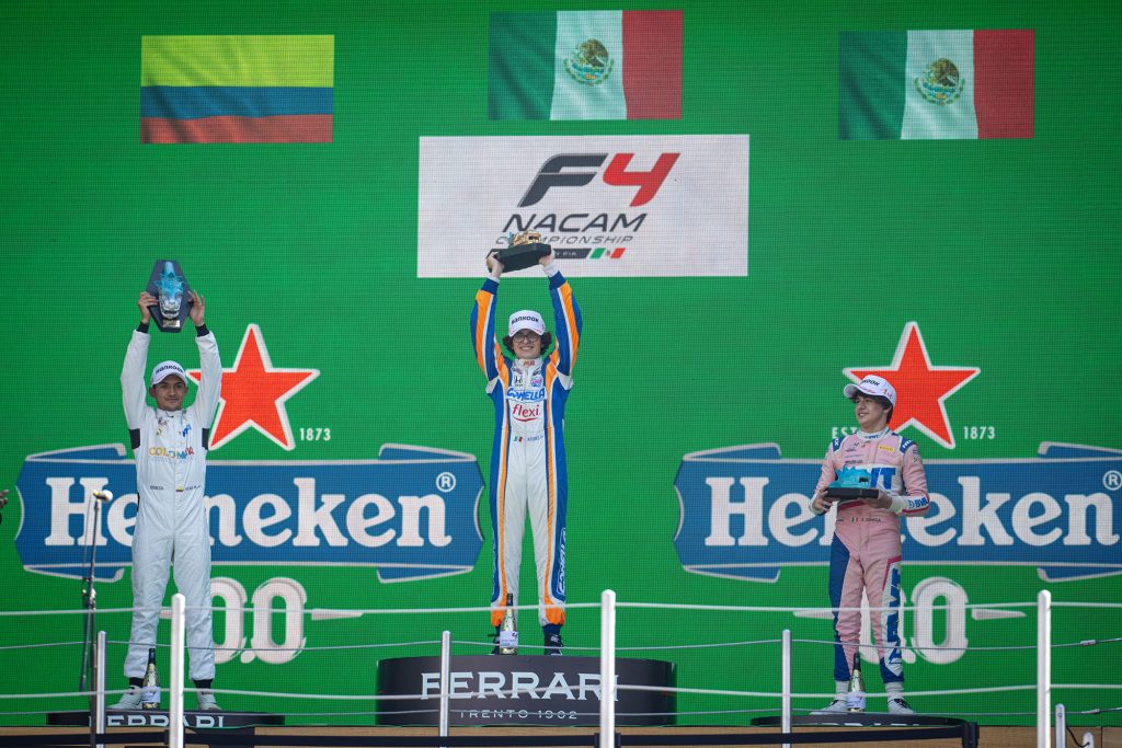 Arturo Flores vuelve a la acción participando en la YACademy Winter Series