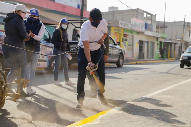 Realiza Mundo Tlatehui caminata en San Antonio Cacalotepec