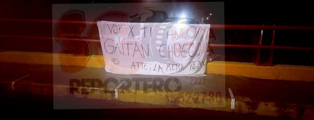 Cuelgan otra manta contra el “Gaitán”, policía de Texmelucan
