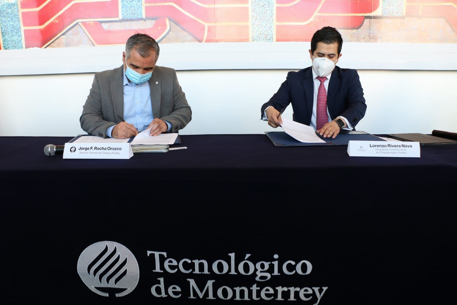 Lorenzo Rivera firma de convenio de colaboración con el Tecnológico de Monterrey Campus Puebla