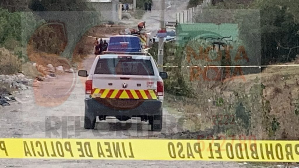 Hallan dos embolsados y con huellas de violencia en Santa Lucía