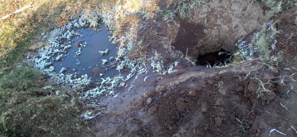 Desde Huauchinango: Reportan fuga de hidrocarburo por toma clandestina