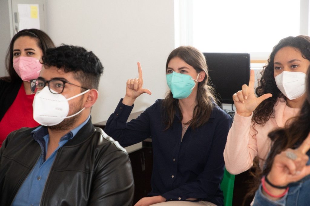 Talleres de inclusión social, ofrece el SMDIF