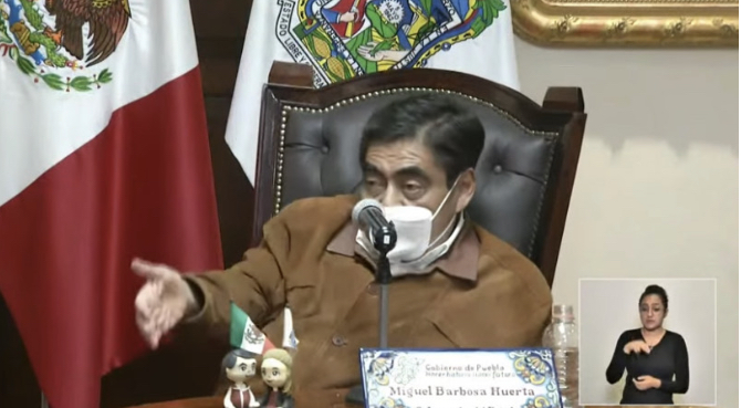 Video desde Puebla: Hay dos causas penales contra el exdiputado federal, Saúl Huerta en la entidad, informó Miguel Barbosa