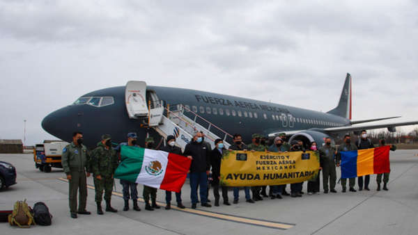 Ya están en Bucarest! Avión con mexicanos aterrizó en Rumania, confirmó Ebrard