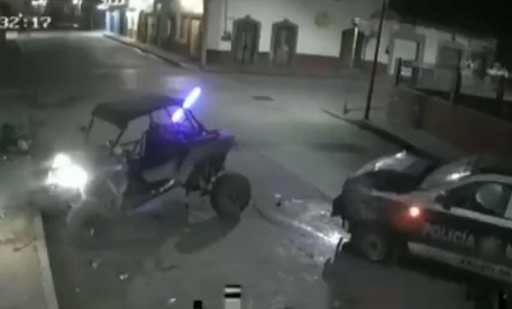 Video desde Puebla: Patrulla de Zacatlán involucrada en accidente que provoca la muerte de un particular