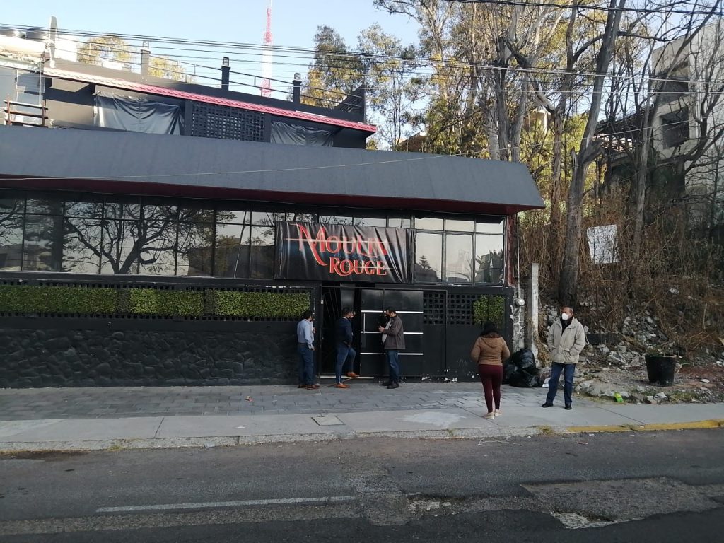 Fotonota: Ayuntamiento de Puebla atiende reporte contra antro de la colonia La Paz