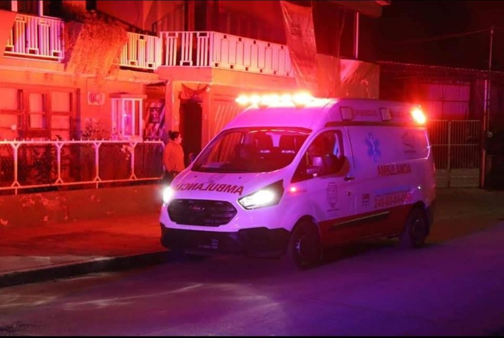 En presunta riña madre de familia y dos hijos fueron asesinados a balazos en Aquixtla