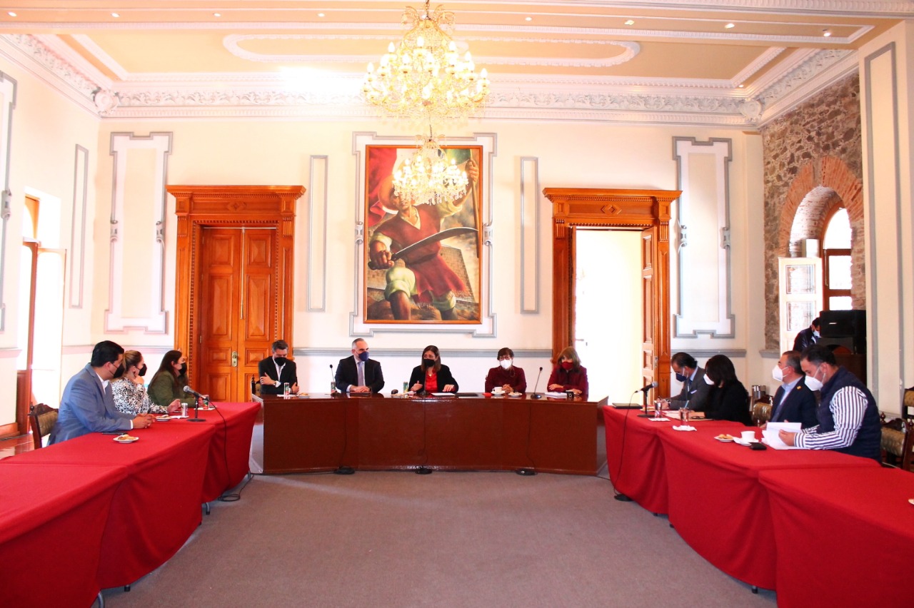 Ayuntamiento de Puebla sostiene reunión con el Colegio de Notarios