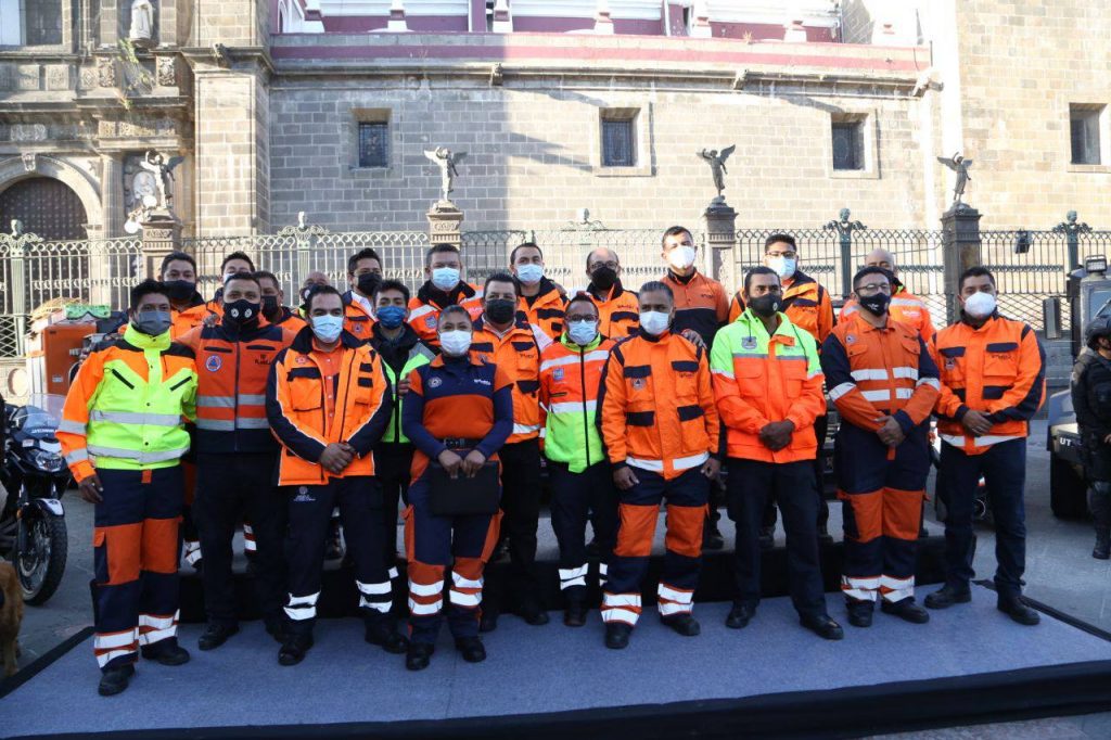 Ayuntamiento de Puebla reconoce a los elementos de Protección Civil