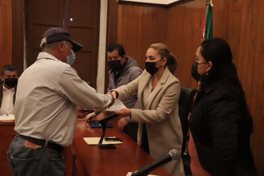 Ayuntamiento de San Pedro Cholula mantiene diálogo con representantes de las 13 comunidades