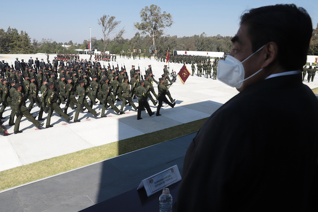 Retos actuales demandan actuación conjunta entre sociedad y ejército mexicano: MBH