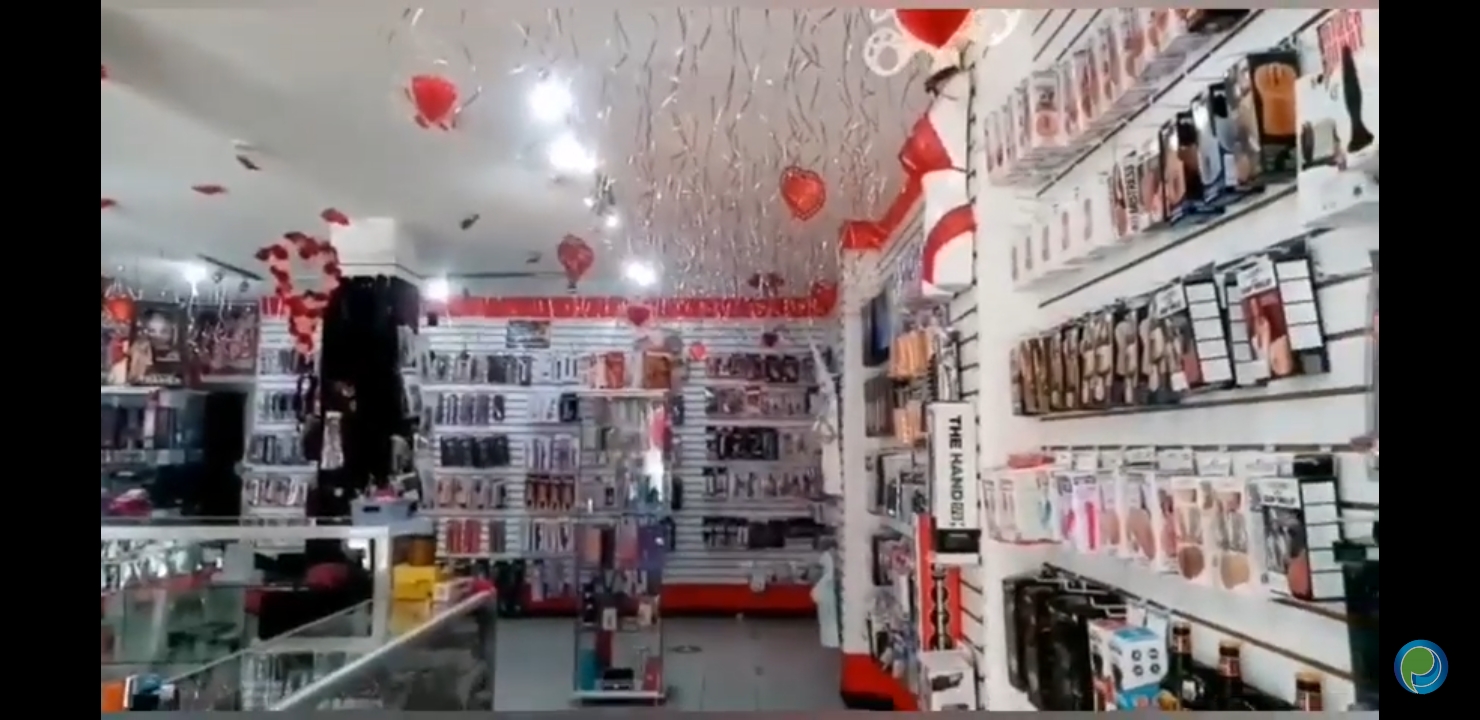Video desde Puebla: Desde restaurantes hasta sex shops, así se festeja San Valentín en la Angelópolis
