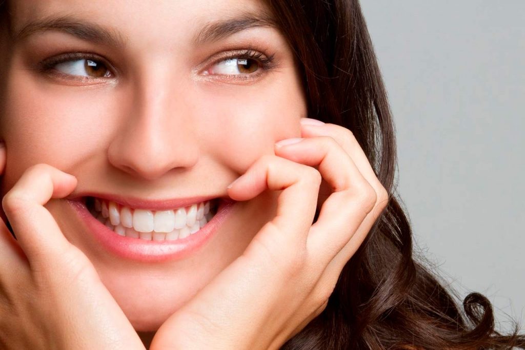¿Sabes cuáles son los beneficios funcionales y estéticos del diseño de sonrisa?