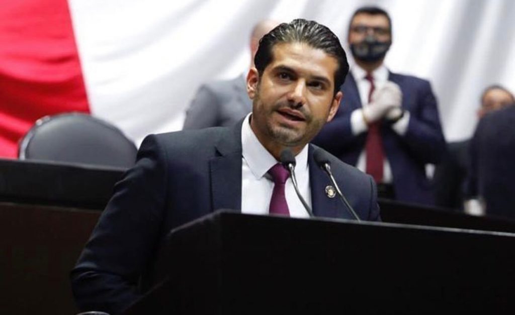 En la Cámara de Diputados, Miguel Carrillo exhorta a gobernación federal a intervenir en caso de la UDLAP