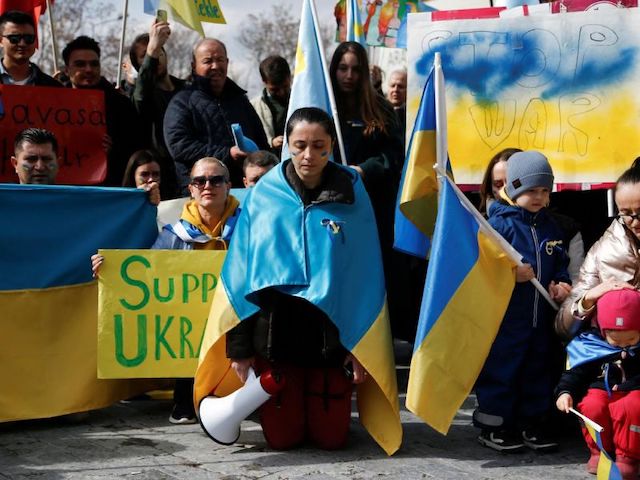 Paren la guerra en Ucrania’: miles marchan en el mundo por la paz