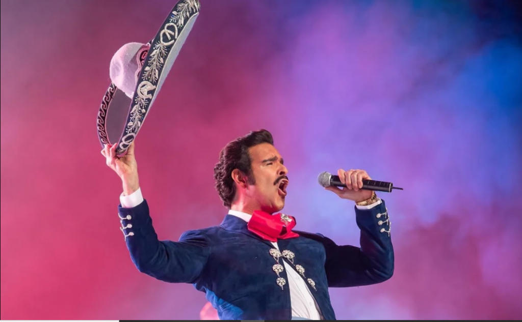 Pese a jaloneo, Televisa estrena en tiempo y forma “El último rey. El hijo del pueblo”, serie de Vicente Fernández