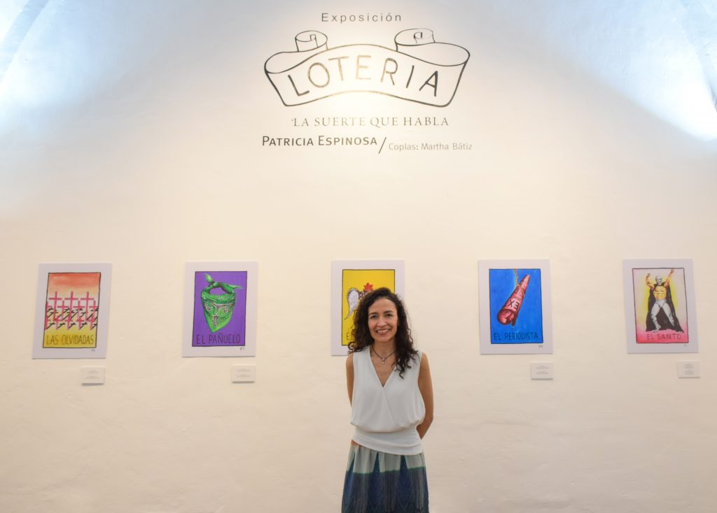 Egresada UDLAP presenta su exposición Lotería: la suerte que habla