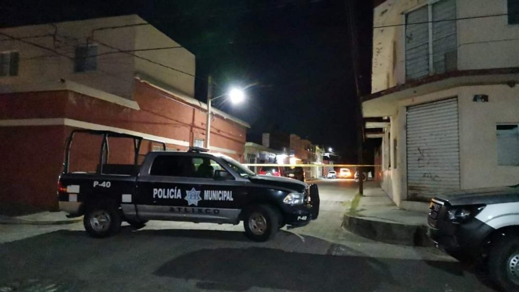 En presunta riña asesinan a 3 mujeres y 6 hombres en Atlixco