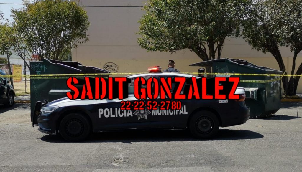 Hallan feto en un contenedor de basura en Puebla capital