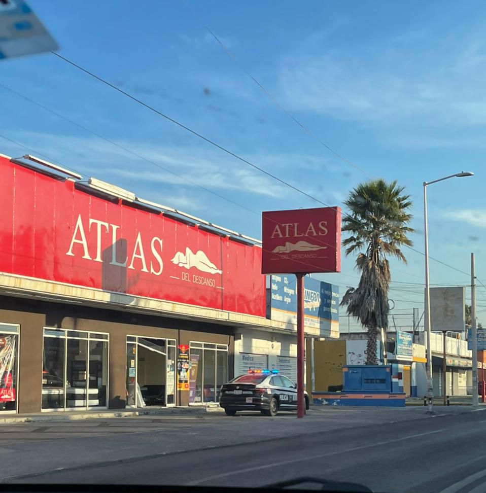 Puebla despierta con dos atracos a tiendas departamentales