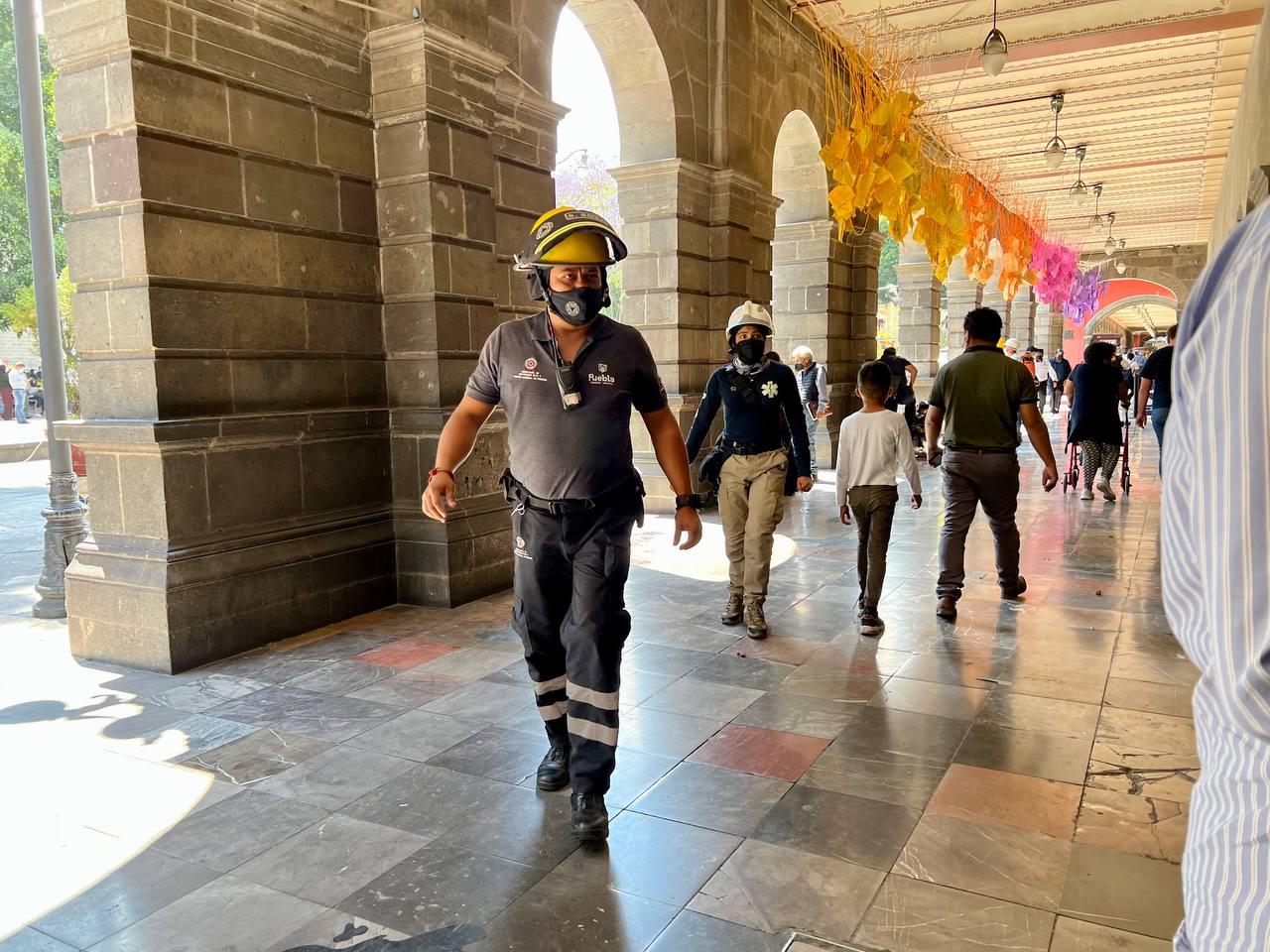 Video desde Puebla: Protección Civil municipal confirmó desalojo y revisión de edificios tras el temblor en Acapulco