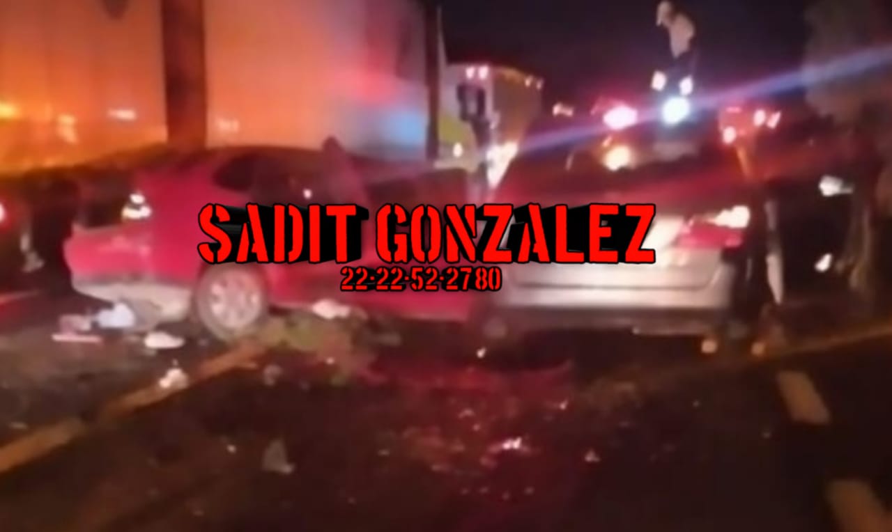 Choque frontal deja un muerto y varios lesionados en la carretera Cuacnopalan-Tehuacán