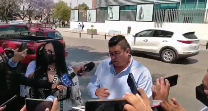 Video desde Puebla: Jubilados denuncian a la empresa AE Capital por supuesto fraude mayor a 5 mil mdp