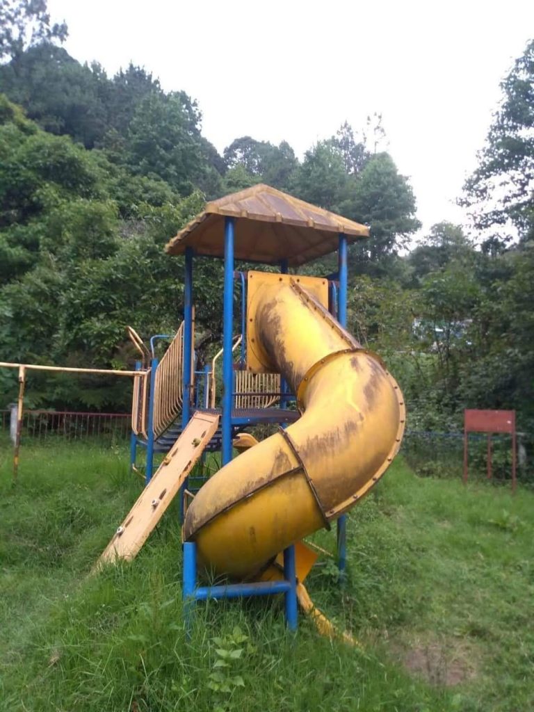 Denuncian robos en el deportivo Ahuacatal, de Huauchinango