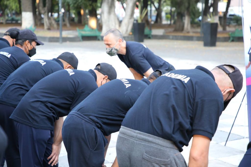 Video desde Puebla: Ayuntamiento de la capital convoca a formarse como policía preventivo y organiza carrera de cadetes y jóvenes