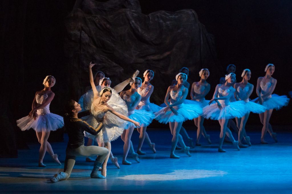 Celebrarán el 145 aniversario del estreno de El lago de los cisnes con transmisión simultánea