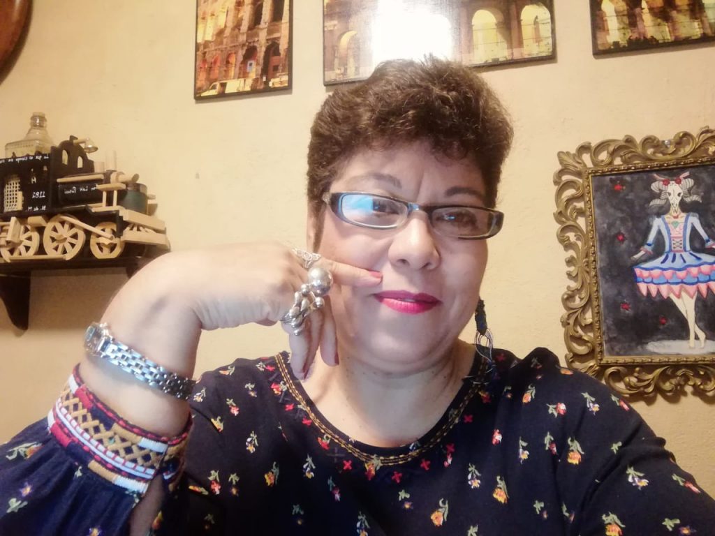 El “Tren Ligero” del Museo Del Ferrocarril lleva poesía de Irma Ruth del Ángel