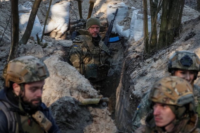 Reportan el desalojo de al menos 14 mil ucranianos en las últimas 24 horas