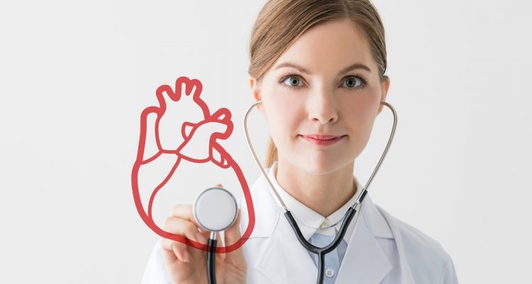 Mujeres subrepresentadas en especialidades médicas en México: Cardiología