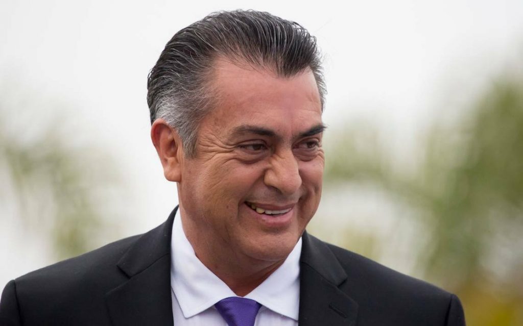 Hallan armas y 2 mdp durante cateos en propiedades de ‘El Bronco’