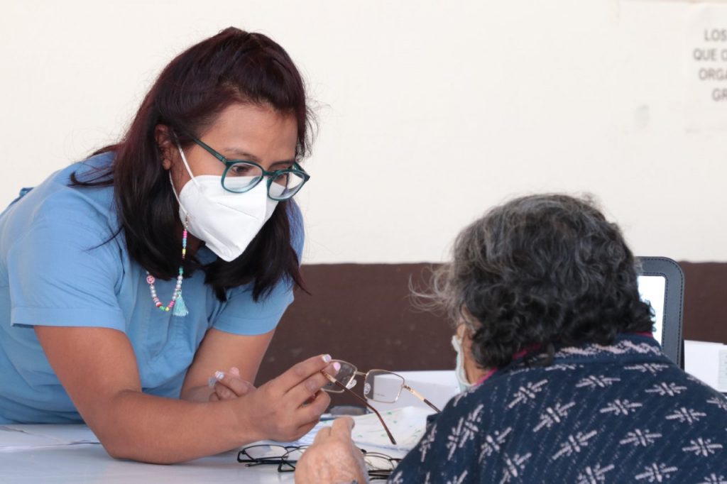 SEDIF cumple y soluciona problemas de las personas vulnerables: Orozco Caballero