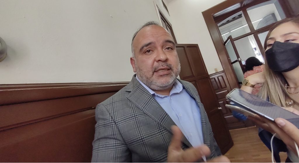 Ayuntamiento emitirá campaña para que dueños de predios los mantengan limpios sino aplicarán multas