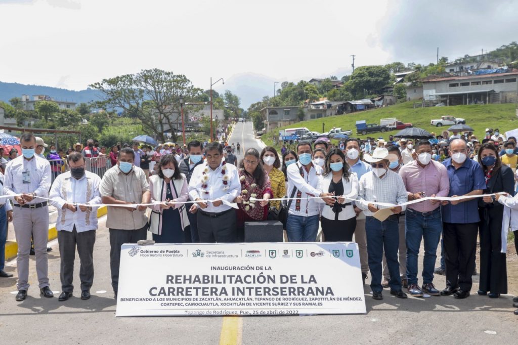 Gobiernos deben apoyar sin intereses políticos a quienes más lo necesitan: Miguel Barbosa