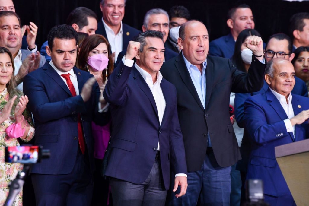 PRI batea la reforma eléctrica de AMLO, afirmó Alito Moreno