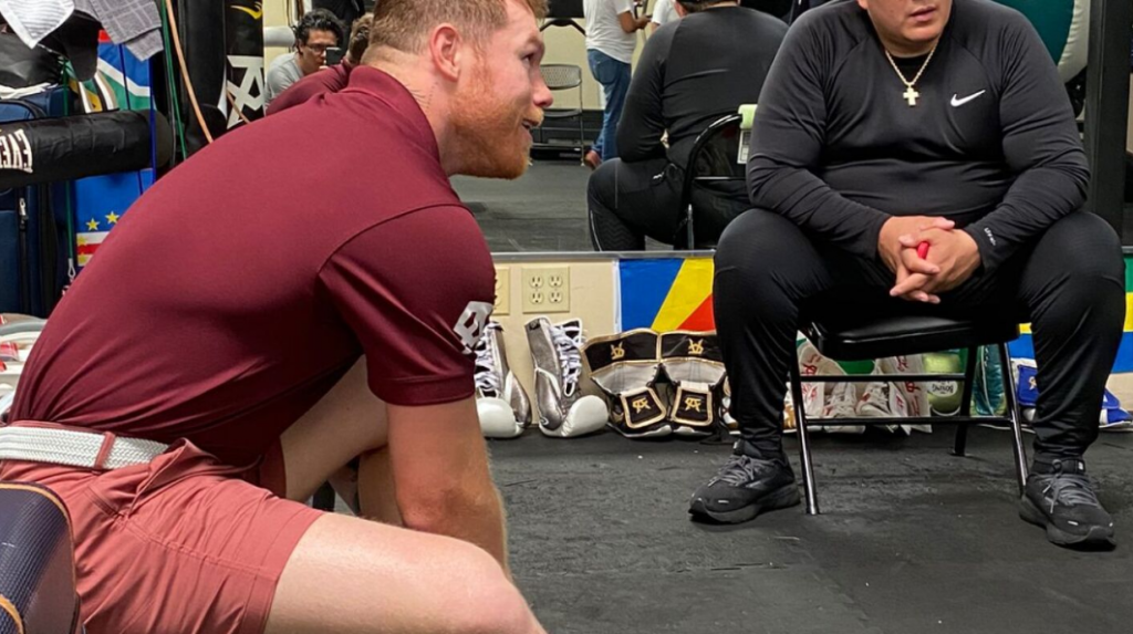 Así entrena Canelo Álvarez previo a su pelea ante Dmitry Bivol
