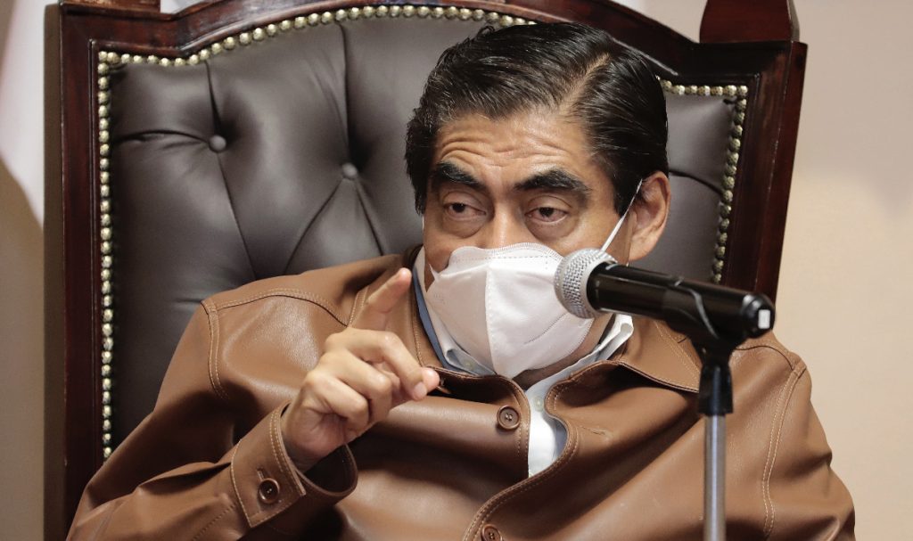 Video desde Puebla: Gobernador Barbosa acusó que algunos grupos usan la violencia para impedir cumplir la ley