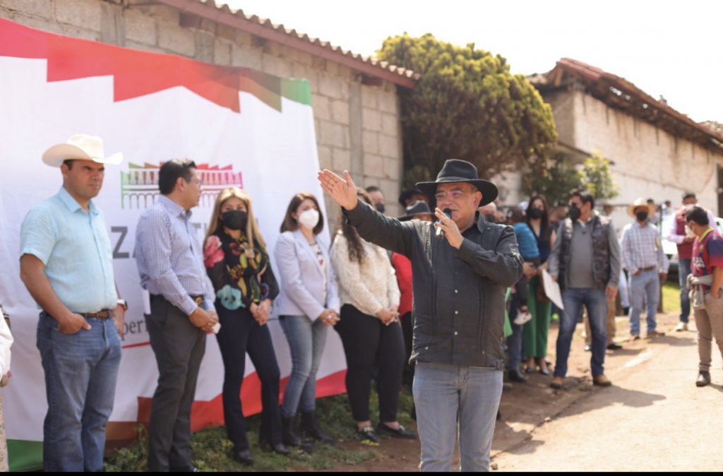 Presidente Pepe Márquez inicia obras de pavimentación en barrio de la cabecera municipal