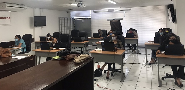 Aspirantes a la Presidencia del OPLE Puebla presentan examen de conocimientos