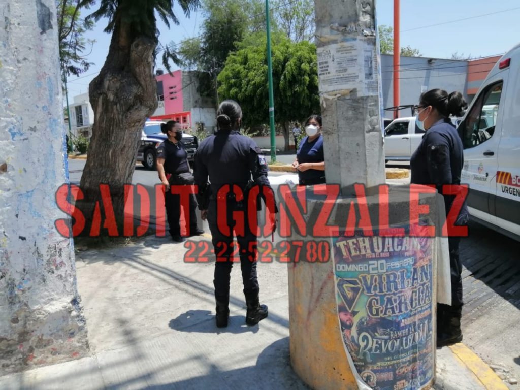 Muere atropellada por camión de carga en Tehuacán