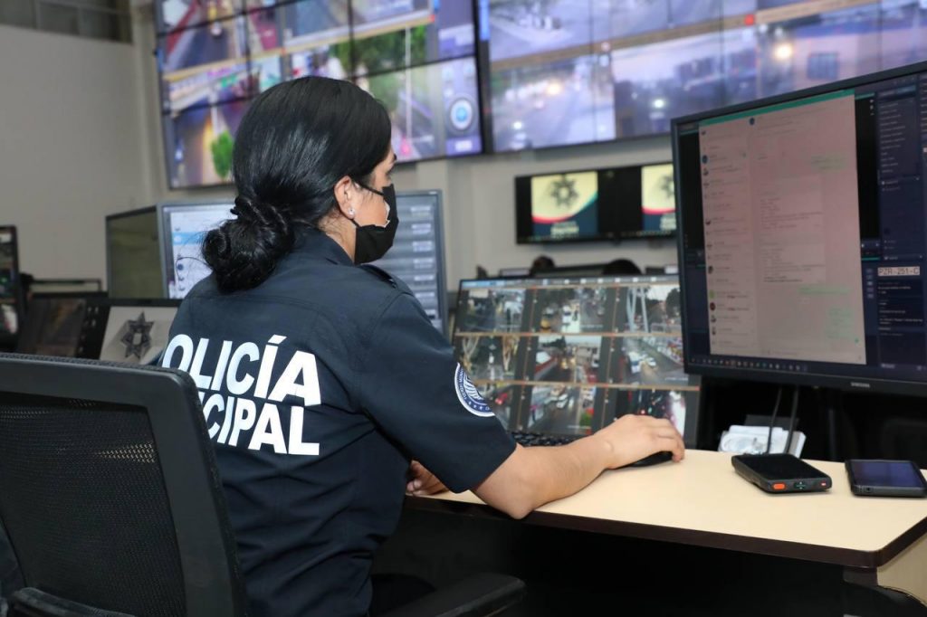 Video desde Puebla: Ayuntamiento repara sistema de cámaras de vigilancia