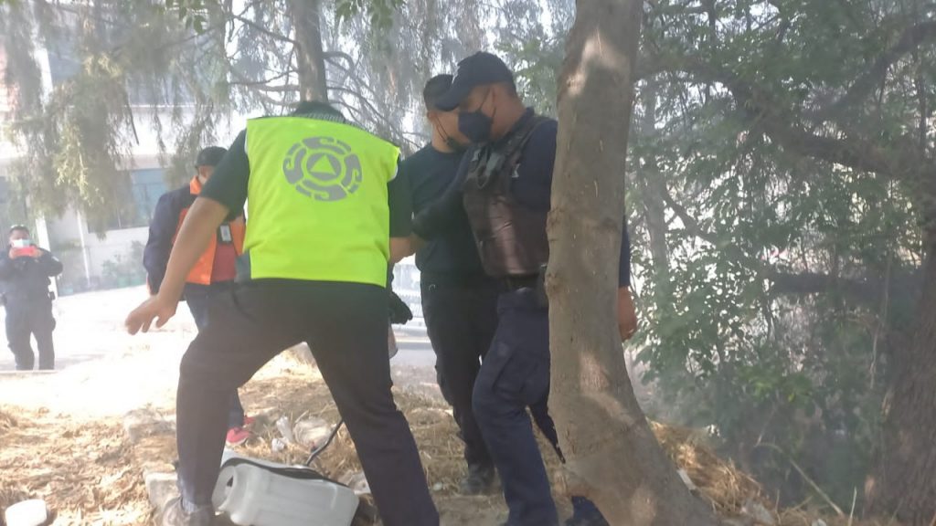 Atienden Protección Civil y Policía Municipal de Tlaxcala incendio en pastizal