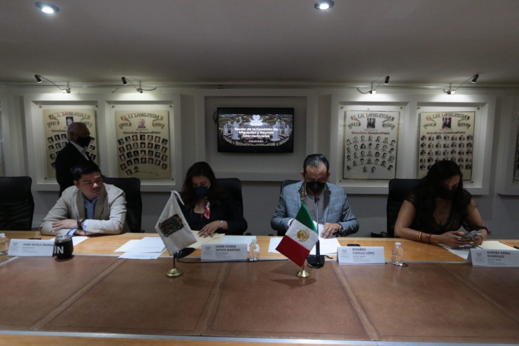 Convocan migrantes poblanos a Congreso del Estado para festividades del 5 de mayo