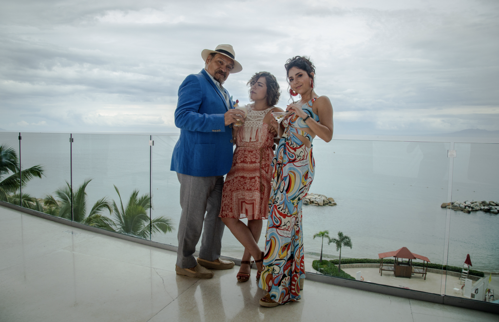 Joaquín Cosío da vida a un divertido estafador en “Lecciones para Canallas”