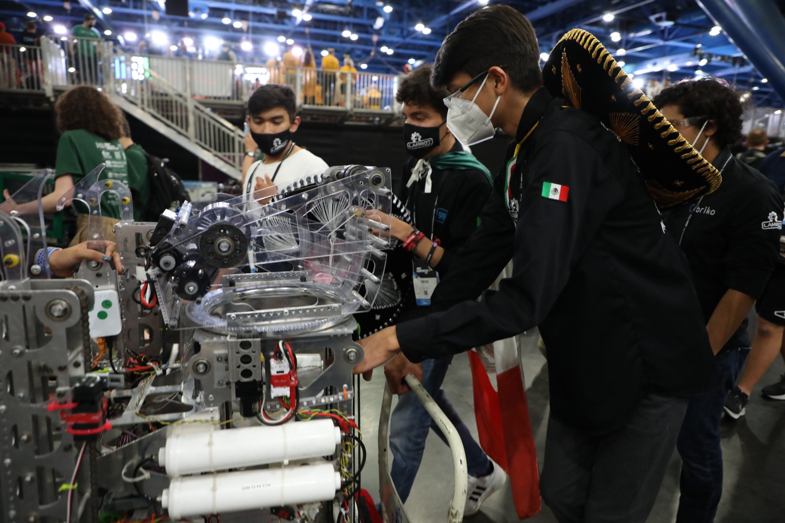 Equipos de PrepaTec destacan desempeño en el mundial de robótica más importante de Norteamérica