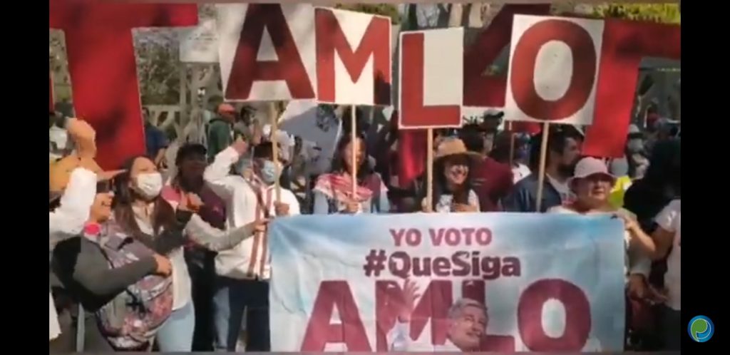 Video desde Puebla: En el parque Juárez, seguidores de AMLO le refrendan apoyo para la revocación